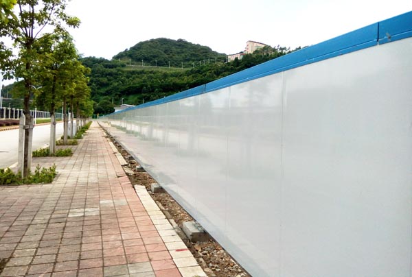 中瑞恒基建設集團有限公司鹽田現代物流中心二期施工總承包工程項目部 (6).jpg